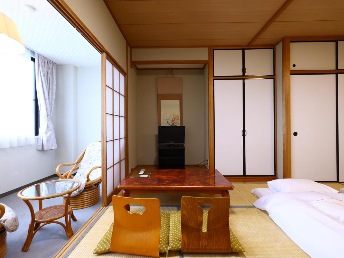 ホテルゆだなか 3*