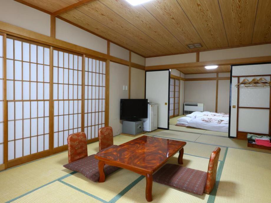 Yudanaka Ryokan 3*